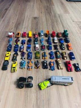 Hot Wheels- Assorted Kids Toy Car and Truck Set 50 - Multicolor